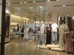 -ZARA(大上海时代广场店)