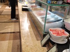 -大中华希尔顿酒店-念自助餐·嗨啤·小龙虾
