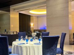 -AZUR聚(香格里拉饭店)