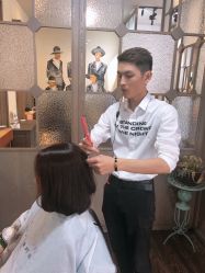 -苑苑发型设计