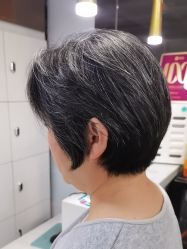 -镁连社·美联社