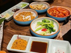 -明洞阿姨·韩式酱蟹烤肉·创意料理(三元桥店)