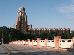 -华东政法大学(松江校区)
