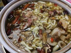 -东巴谷野生菌火锅餐厅
