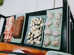 -老何家后安粉·糟粕醋海鲜火锅(三亚湾椰梦长廊店)