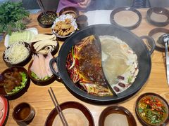 -虾领航小龙虾·吉林烧烤(柳州路店)