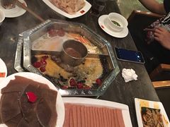 -佬土鹅肠火锅(解放路店)
