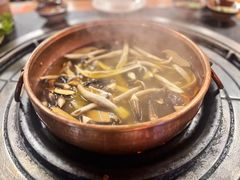 -阿山卓·野生菌火锅·纳西火塘烤肉