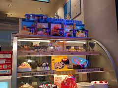 面包甜点陈列柜-DQ·蛋糕·冰淇淋(融创茂店)
