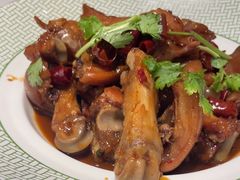 -嗨辣小聚·盘锦河蟹·海鲜烧烤龙虾(盘锦十年好店)