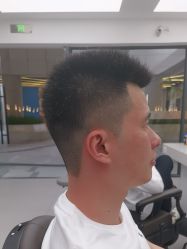 -尤司男士国潮理发馆