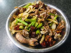 -辣盆盆麻辣小龙虾(哈尔滨总店)