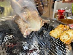 -围炉肉舍•炭烤活鳗•丹东海鲜烤肉(步行街店)