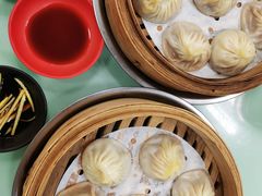 蟹黄汤包-食惠里小笼包面馆(越秀店)