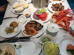 -领鲜活海鲜榴莲自助火锅(东门店)