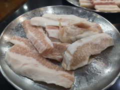 -牛信亭韩国料理·炭火烤肉(紫藤路店)