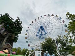 -蓝精灵乐园·世茂精灵之城主题乐园
