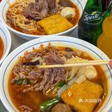 过早这一块儿土黄牛牛肉面真的没有对手🫡