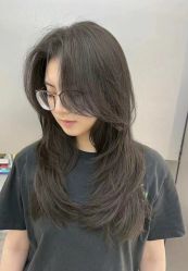 -十六番发型师事务所