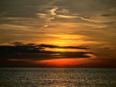 -Sunset Bar(丹绒亚路香格里拉店)