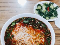-陇上全荟兰州传统牛肉面(延吉路店)