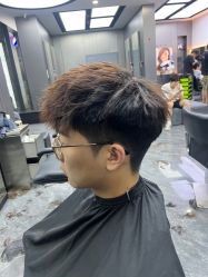 -米可造型烫发染发