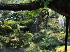 -Chom Cafe and Restaurant