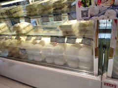 -白玉兰食品甜凤店(合生汇店)