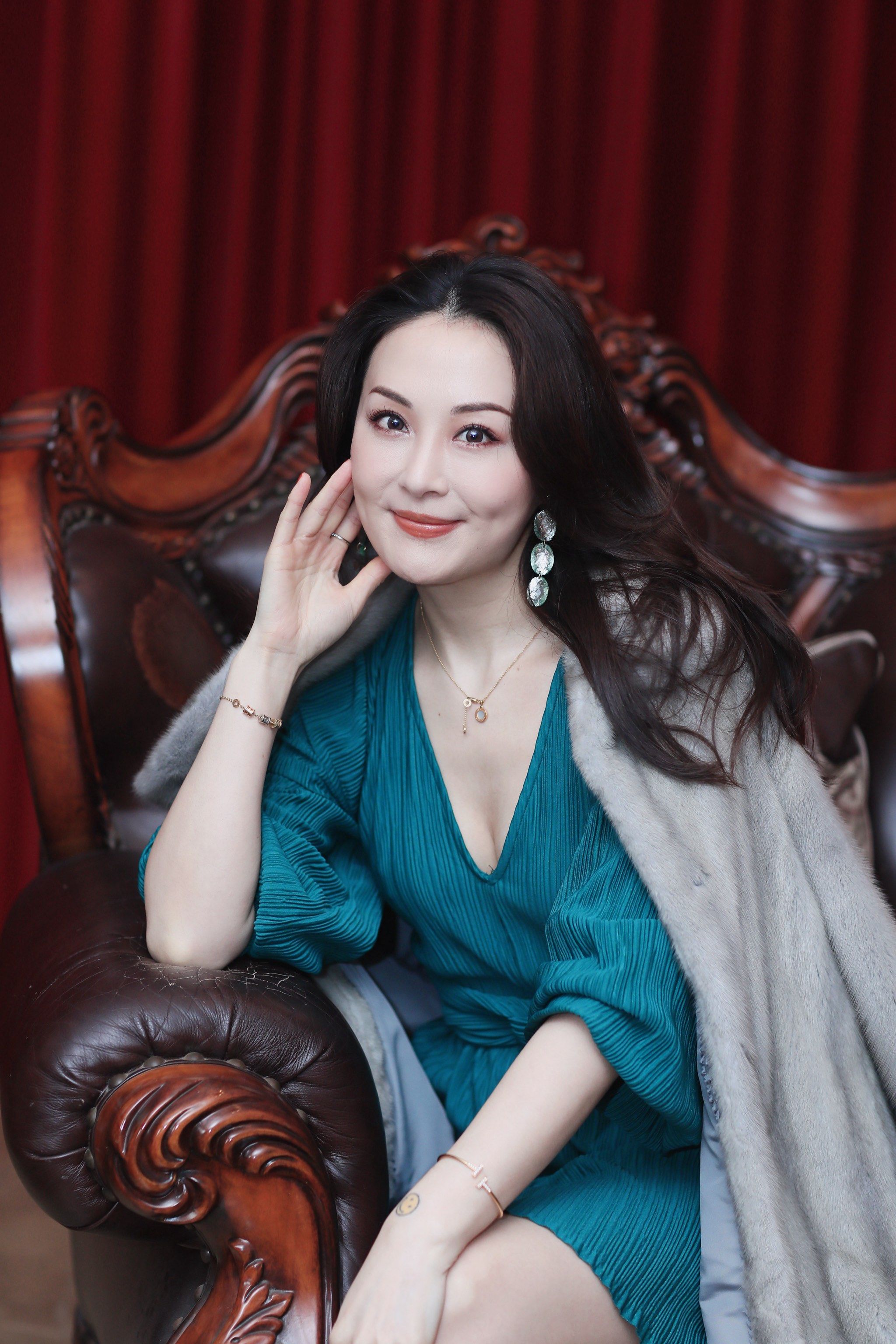 洋房派对里的朋友们