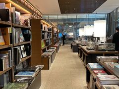-茑屋书店(天目里店)