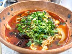 -成都你六姐·牛肉冒菜(上海环宇荟店)