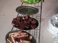 -老石黑山羊毛驴肉火锅(金凯广场店)
