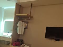 -维也纳酒店(苏州东方之门金鸡湖店)