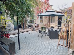 -出走咖啡·面包(宋庄店)