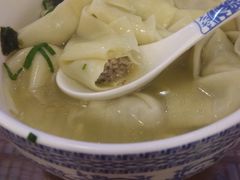 -笑来喜馄饨小笼工坊店(湖滨街店)