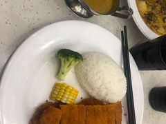 咖喱猪扒饭-明园茶餐厅(沙头角店)