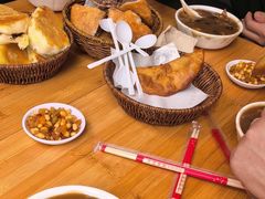 -穆彦华逍遥镇胡辣汤(岗坡路店)