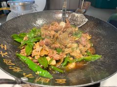 -费大厨辣椒炒肉(黄兴中心广场店)