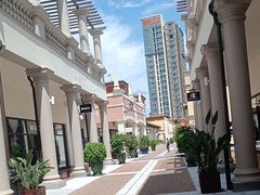 -佛罗伦萨小镇广佛名品奥特莱斯(疏港路店)