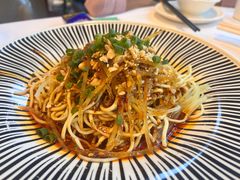 鸡丝凉面-川香楼酒家