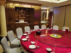 -鸿泰洋美食水会(东门中店)