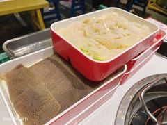 -钢管厂五区小郡肝串串香火锅(人民广场店)