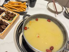 -汤宴·参须肚包鸡(南京路店)
