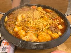 -WOW LUCKY创意韩料(龙阳广场店)