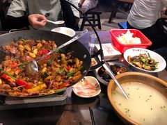 -富正毅三下锅·湘西韵味(天门山索道店)