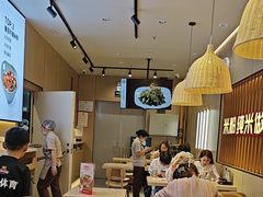 -桂在香知桂林米粉(红博中央公园店)