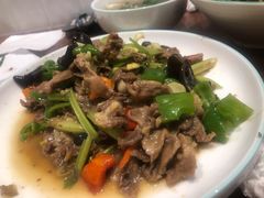 炒牛舌-犇逸·乐山跷脚牛肉·四川现炒(览海店)