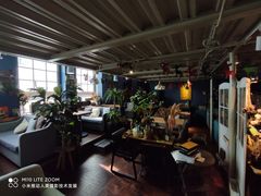 -84那年咖啡馆(李沧万达店)