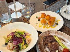 -MONICH牛排融合餐厅(和义大道购物中心店)