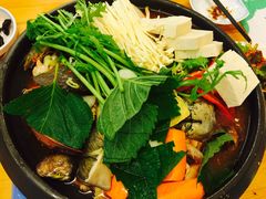 -青瓦餐厅·生鱼片·韩园烤肉(西塔店)